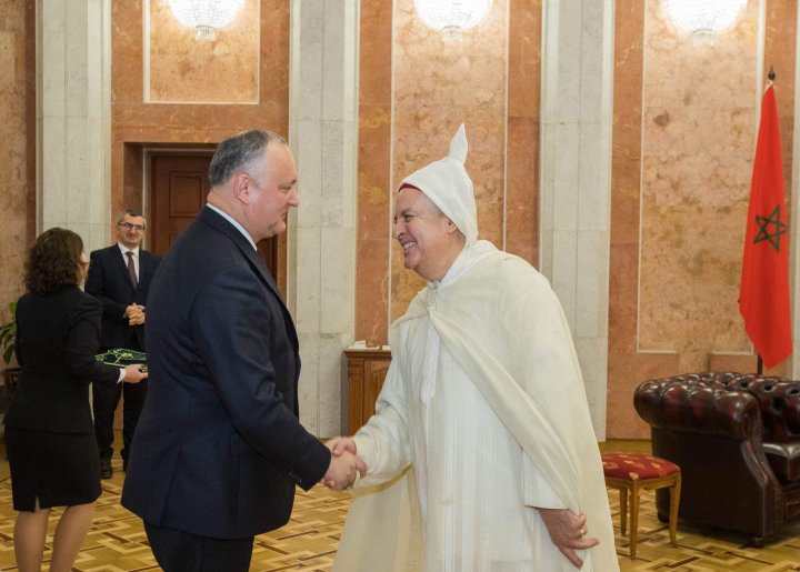 Igor Dodon a primit scrisorile de acreditare din partea a șapte ambasadori (FOTO)