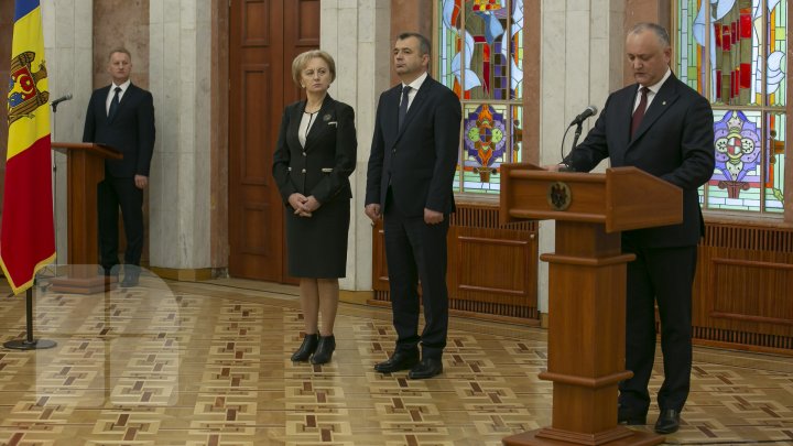 Moldova are un nou Guvern, condus de Ion Chicu. Cabinetul de miniştri a depus jurământul (VIDEO/FOTO)