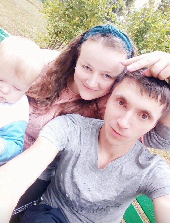 STRIGĂT DE DISPERARE. O mamă şi copilul ei au dispărut fără urmă. Rudele cer ajutor (FOTO)