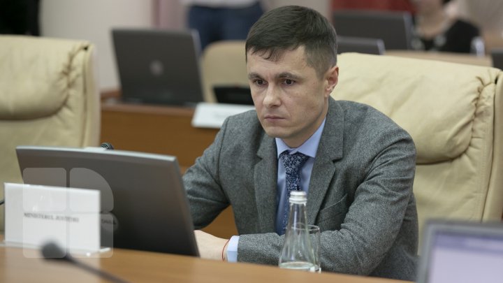 Nagacevschi către deputați: Voi astăzi aveți de soluționat o problemă simplă: ne dați împuterniciri ca noi să gestionăm situația