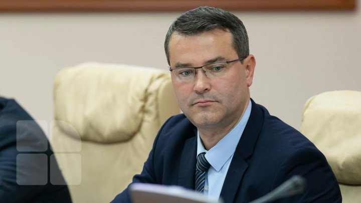 Reacţia ministrului Anatol Usatîi la acuzaţiile aduse de deputatul Alexandru Slusari