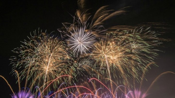 CU FOCURI de ARTIFICII şi MUZICĂ. Aşa au fost întâmpinaţi doi capi ai mafiei italiene, eliberaţi de după gratii 