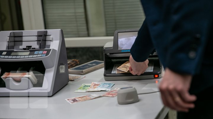 Leul moldovenesc împlinește 26 de ani. BNM pune în circulație șapte monede noi (FOTOREPORT)