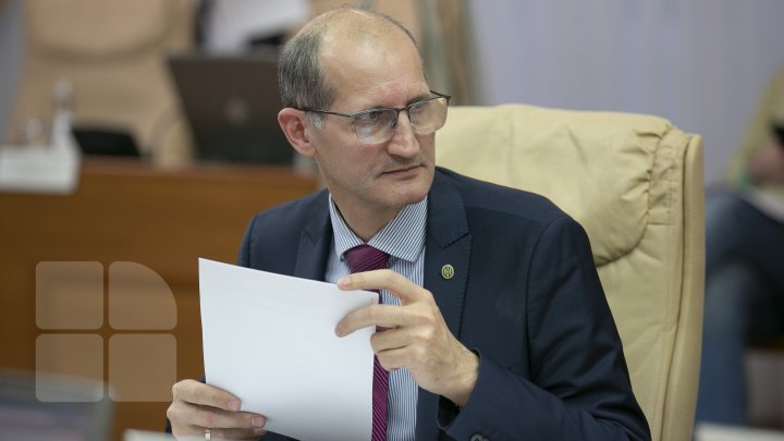 Grupul parlamentar Platforma DA solicită convocarea de urgență a ședinței Parlamentului pentru audierea ministrului Agriculturii