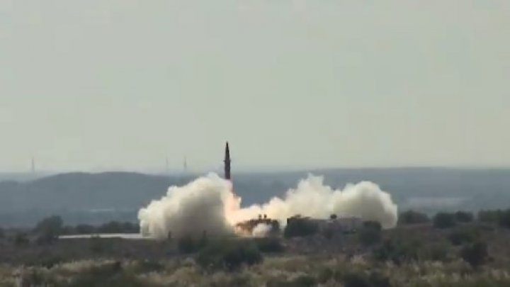 Pakistanul a testat cu succes o rachetă balistică care are capacitate nucleară (VIDEO)