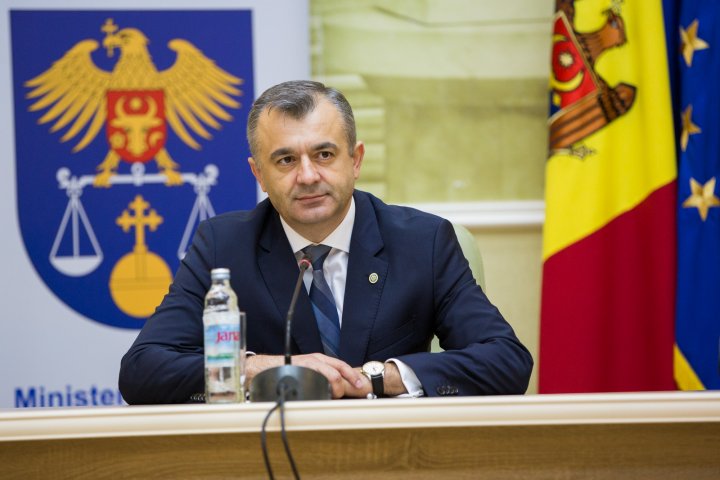 Premierul Ion Chicu a prezentat noii miniștri colectivelor de muncă şi a explicat ce înseamnă un Guvern tehnocrat