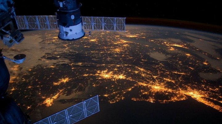 Rusia îndeamnă statele membre NATO să evite o cursă a înarmării în spaţiul cosmic