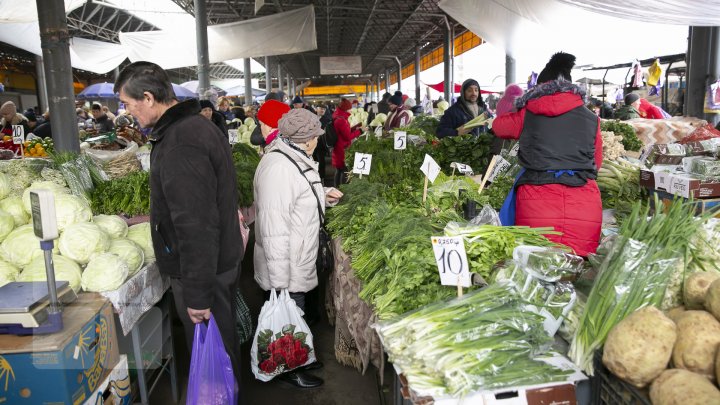 COȘUL PUBLIKA.MD Câți bani vor scoate moldovenii din buzunare pentru produsele alimentare, înainte de sărbători