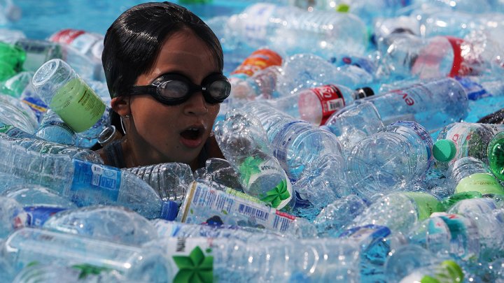 Planeta noastră, viitorul nostru: Zeci de oameni au schimbat plasticul pe un săpun natural