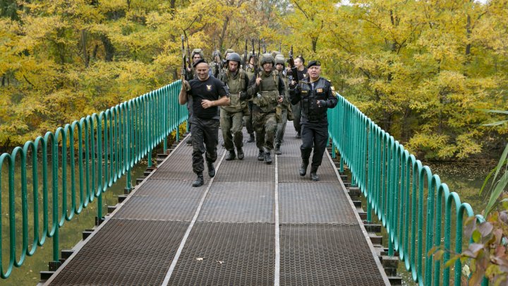 La mulți ani, POLIȚIA NAȚIONALĂ. Se împlinesc 29 de ani de la fondare (FOTOREPORT)