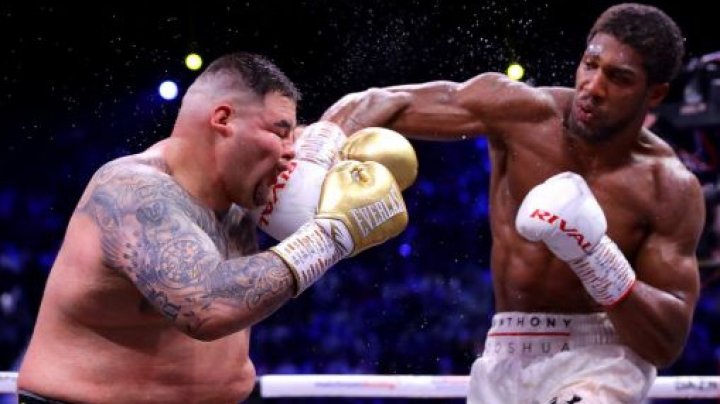 Boxerul Anthony Joshua şi-a luat revanşa în faţa lui Andy Ruiz. Britanicul a câştigat la puncte confruntarea din Arabia Saudită