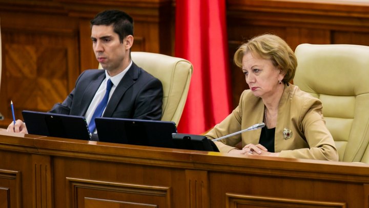 Blocul ACUM, NEMULŢUMIT că moțiunea simplă împotriva ministrului Gaiciuc nu a fost dezbătută în Parlament. Ce EXPLICAŢIE a avut Greceanâi 