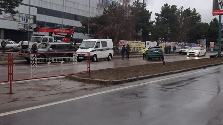 ACCIDENT FATAL pe strada Calea Orheiului. Un bărbat a murit pe loc (FOTO)