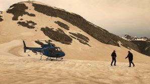 Gheţarii din Noua Zeelandă au căpătat o nuanţă maronie din cauza incendiilor din Australia