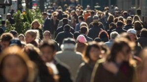 Studiu: Oamenii au devenit mai îngrijoraţi de prăpastia dintre bogaţi şi săraci în timpul pandemiei de coronavirus