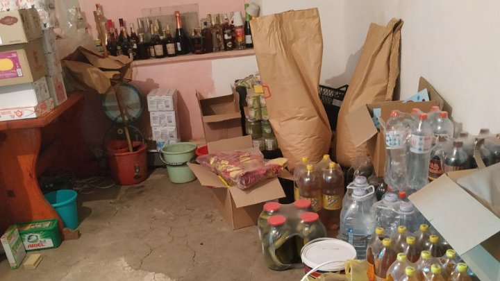 ANSA a verificat mai multe magazine alimentare din Sângerei. TE ÎNGROZEŞTI, când vezi cum arată (FOTO)