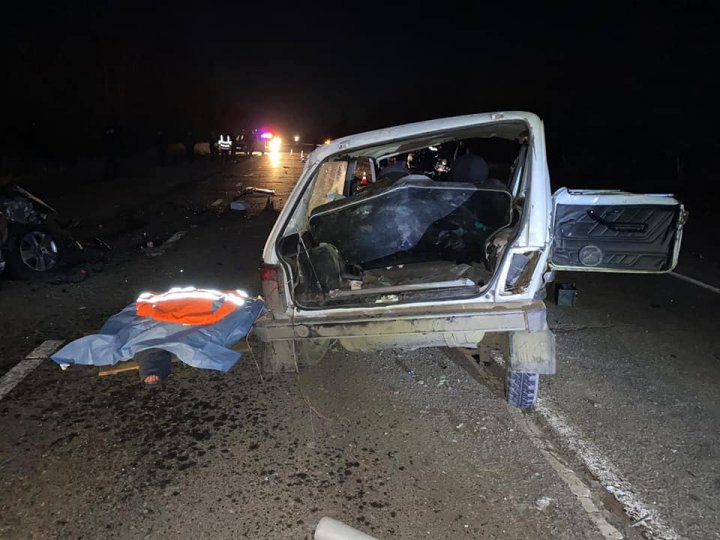 ACCIDENT în LANŢ la Anenii Noi. O persoană a murit, iar mai multe au fost rănite (FOTO)