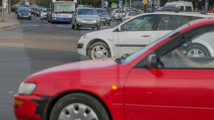 InfoTrafic: Cum se circulă la această oră pe străzile din Capitală