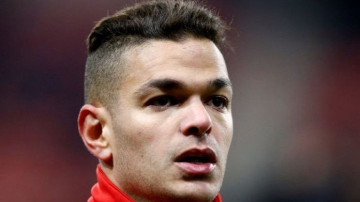 Ben Arfa, ţinta glumelor. Francezul nu a lovit mingea cu capul din cauza frezei perfect aranjate