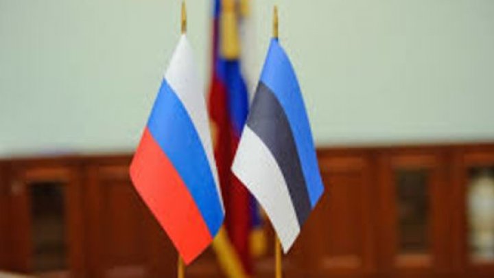 Diplomația rusă a oferit președinției estone flori, ciocolată și o sticlă de vin de Crimeea. REACŢIA preşedintelui Estoniei