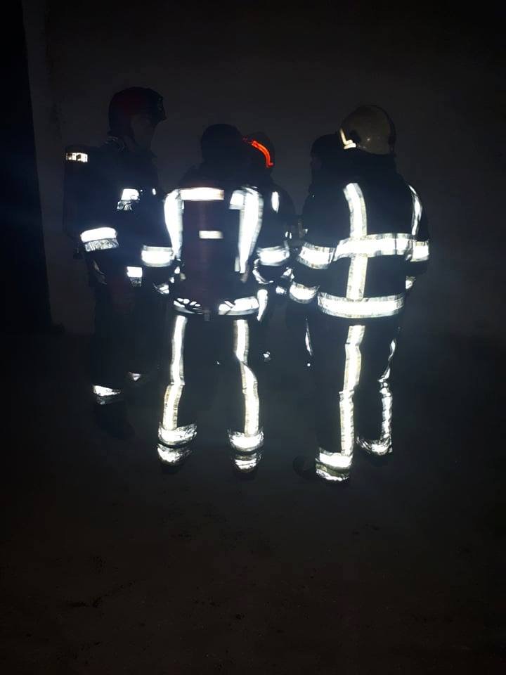 INCENDIU PUTERNIC în sectorul Rîșcani al Capitalei. Mai multe autospeciale ale pompierilor, la faţa locului (FOTO)