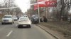 Accident pe strada Petricani din Capitală. O maşină a intrat într-un stâlp (FOTO)