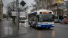 Troleibuzele, autobuzele şi microbuzele vor circula azi în regim normal