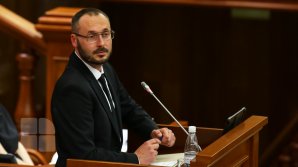 Litvinenco, despre decizia CC de a respinge sesizarea privind autodizolvarea Parlamentului (AUDIO)