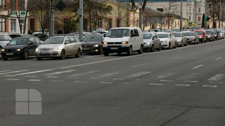 InfoTrafic: Flux majorat de transport în Capitală