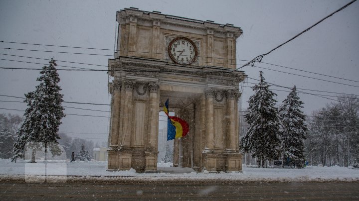 Revin NINSORILE, iar vremea se RĂCEŞTE! Câte grade vor indica termometrele vineri