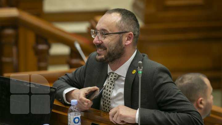 Deputatul PAS Sergiu Litvinenco propune ca prezidențialele să fie organizate în 25 octombrie