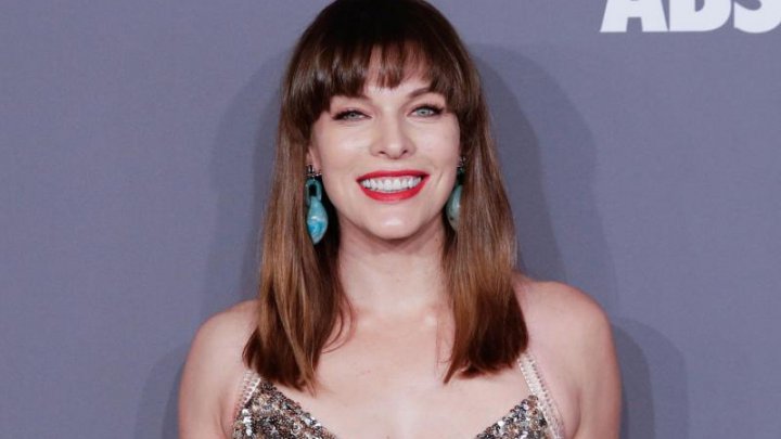 Actriţa Milla Jovovich a devenit mamă pentru a treia oară