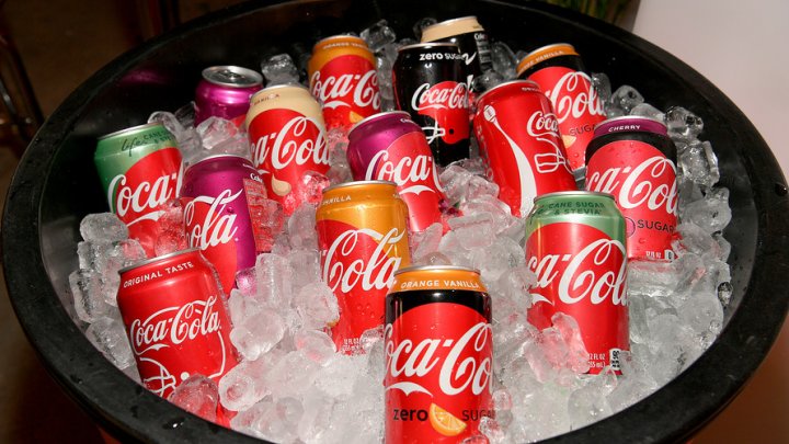 Vești rele pentru iubitorii de Coca-Cola: Compania ar putea rămâne fără un ingredient din cauza coronavirusului