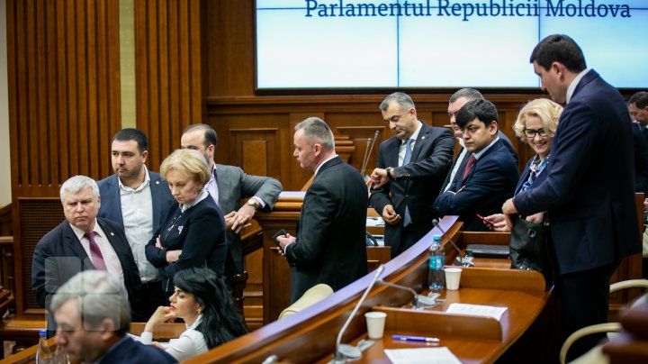 Show Must Go On. Şedinţa plenară a Parlamentului din 21.02.2020 (FOTOREPORT)