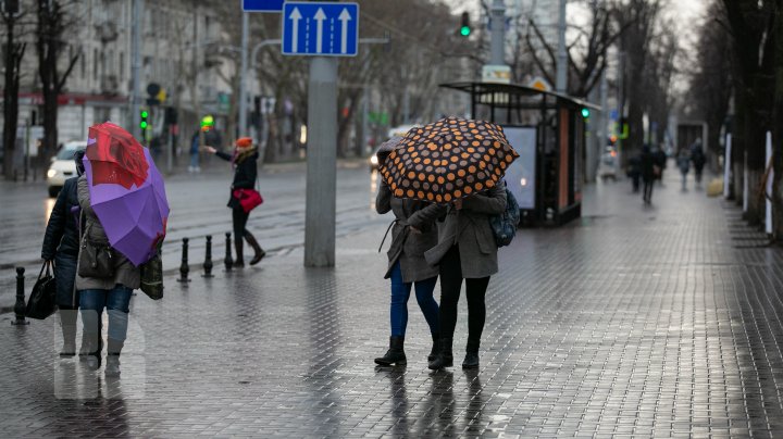 METEO 22 martie 2020: Vor cădea precipitații sub formă de ploi și lapoviță