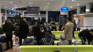 Sute de studenți de la medicină pleacă în Israel: Sperăm să ajungem cu bine (VIDEO)