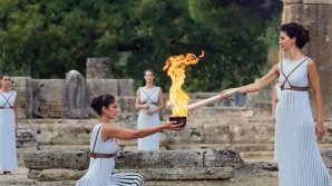 Flacăra Olimpică, aprinsă fără spectatori. Torţa va călători în toate cele 47 de prefecturi nipone