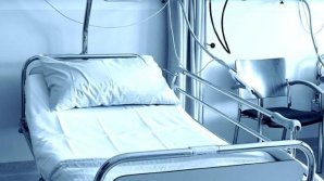 O femeie a murit în urma reinfectării cu coronavirus. Experții spun că pacienta a contractat 2 forme diferite ale virusului