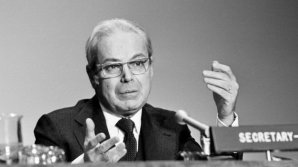 Fostul secretar general al ONU Javier Perez de Cuellar s-a stins din viaţă