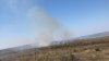 Incendiu de vegetație uscată în apropiere de șoseaua Balcani (VIDEO)