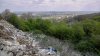 Dezastru ecologic la Trușeni. Oamenii aruncă deșeurile la trei gunoiști improvizate (FOTOREPORT)