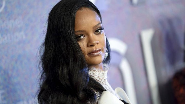 COVID-19: Rihanna şi fondatorul Twitter, Jack Dorsey, donează 4,2 milioane de dolari pentru victimele violenţei domestice