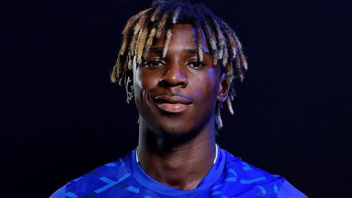 Chef şi distracţie pe timp de pandemiei. Moise Kean a organizat o petrecere chiar la el acasă