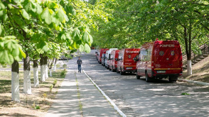 52 de cadre medicale din România vor lucra cot la cot cu doctorii moldoveni în lupta cu COVID-19 (FOTOREPORT)