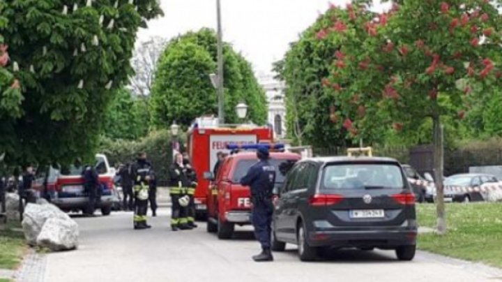 Alertă cu bombă la Palatul Hofburg. Preşedintele austriac Alexander Van der Bellen, plasat în siguranţă