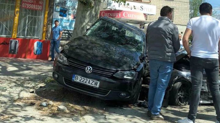 ACCIDENT CUMPLIT în sectorul Botanica al Capitalei. Mai multe mașini, avariate grav (VIDEO/FOTO)