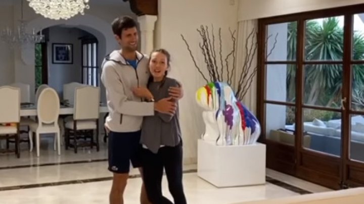 Novak Djokovic se distrează pe cinste în timpul carantinei. Provocarea pe care a lansat-o