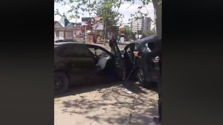 ACCIDENT CUMPLIT în sectorul Botanica al Capitalei. Mai multe mașini, avariate grav (VIDEO/FOTO)