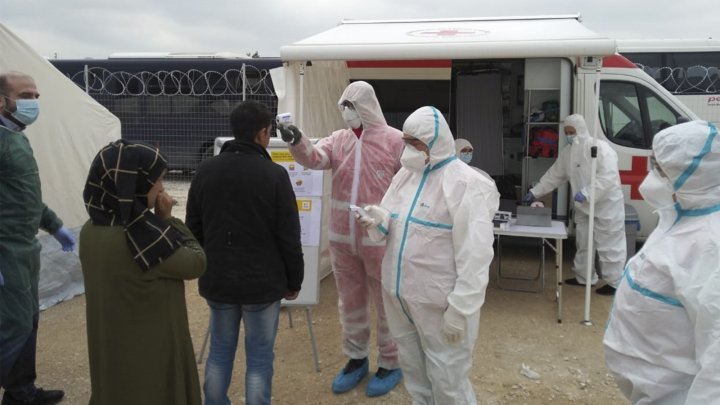 Coronavirus: Grecia a plasat în carantină a doua tabără de migranţi