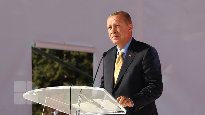 Tensiunile între Franța și Turcia cresc. Erdogan l-a avertizat pe Macron să nu caute ceartă cu poporul turc